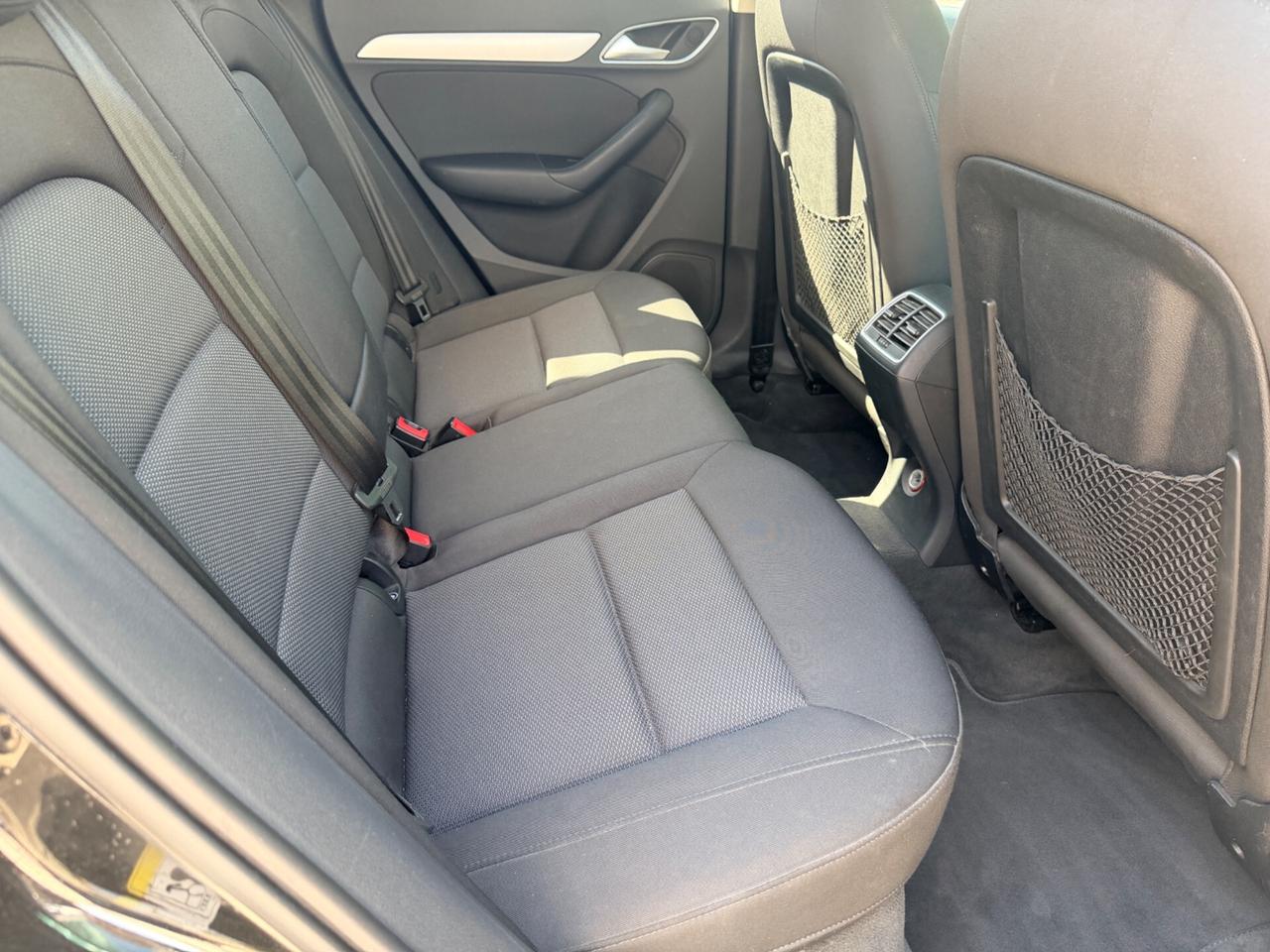 Audi Q3 2.0 TDI 120 CV Design