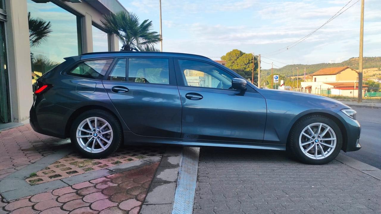 Bmw 316 48V Touring Business Advantage