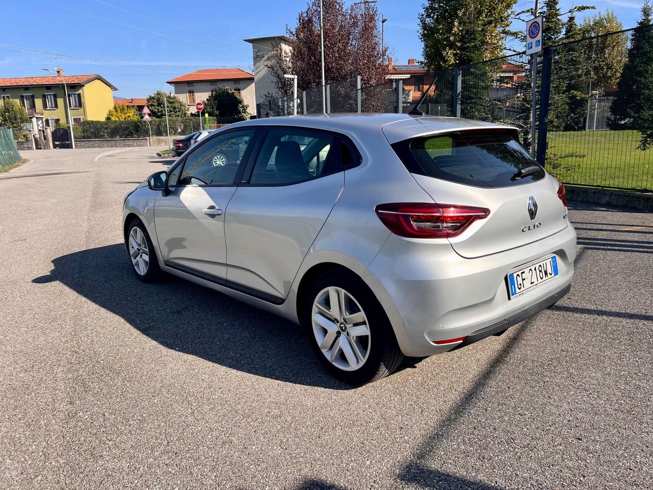 Renault Clio Full Hybrid E-Tech 140 CV 5 porte Intens