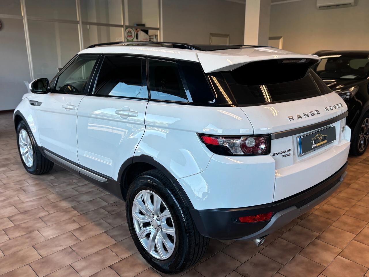 Land Rover Range Rover Evoque 5p 2.2 td4 PureTech*TAGLIANDI CERTIFICATI *