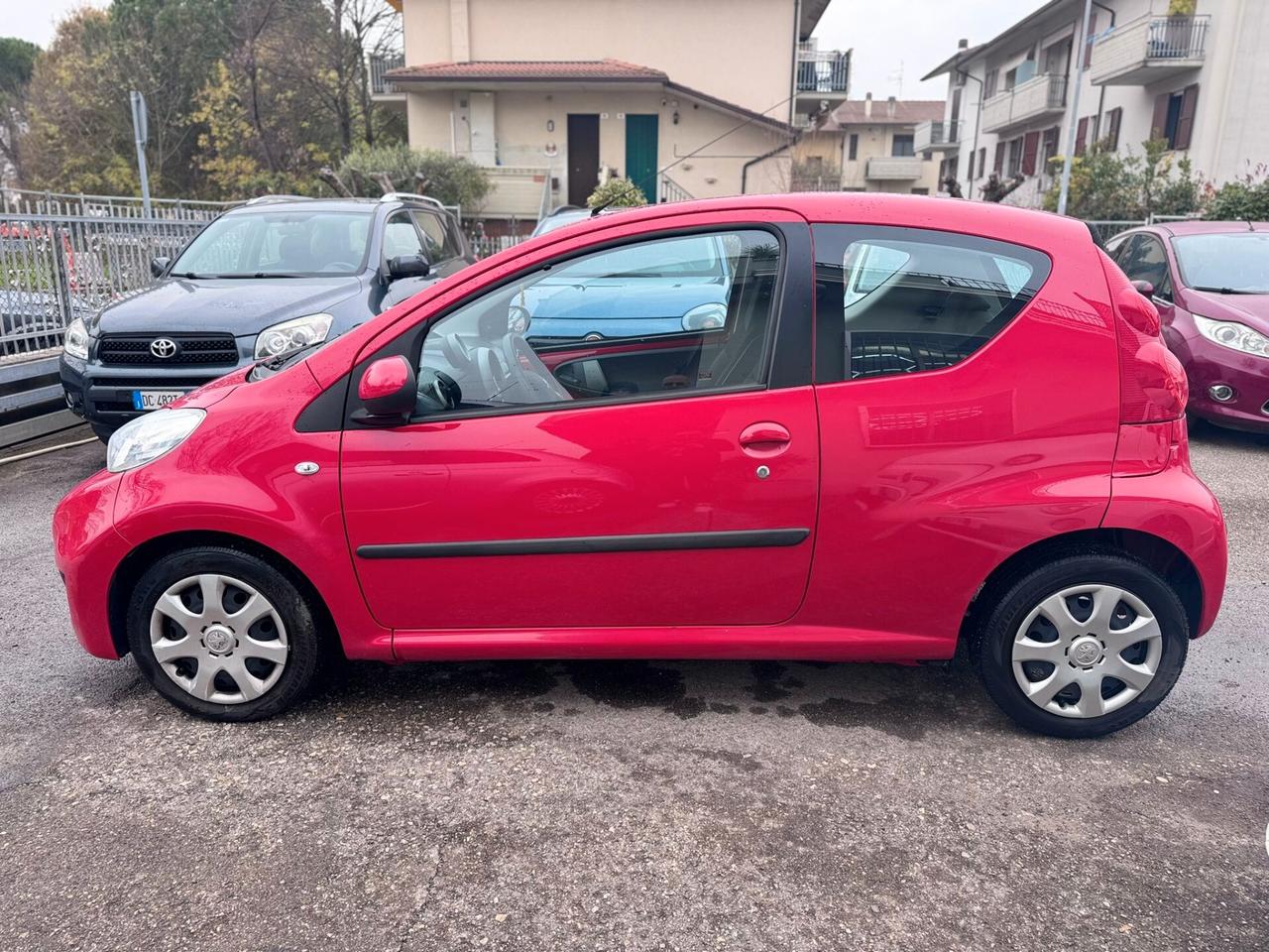 Peugeot 107 1.0 68CV 3p. Sweet Years