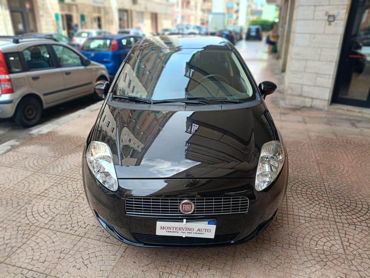 FIAT GRANDE PUNTO 1.2 5PORTE-NEOPATENTATI -Euro 4350