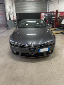 Alfa Romeo Spider 1750 TBi