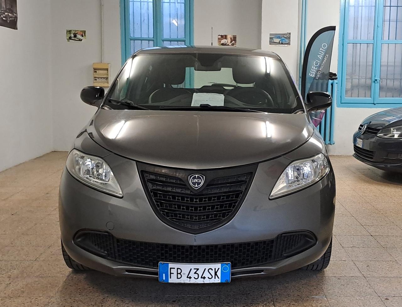 Lancia Ypsilon 1.2 69 CV 5p