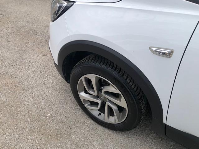 OPEL Crossland X 1.2 12V