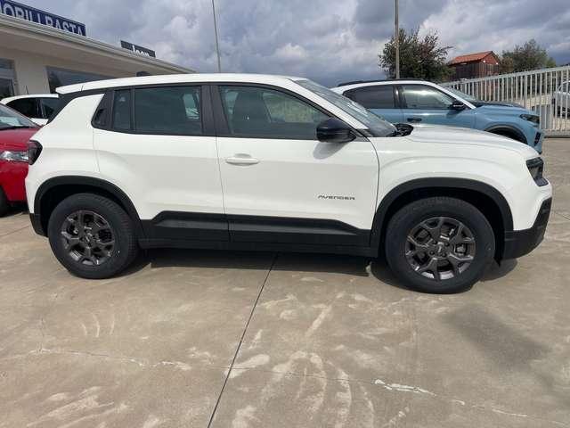 Jeep Avenger Avenger 1.2 turbo e-hybrid Longitude 110cv Km 0