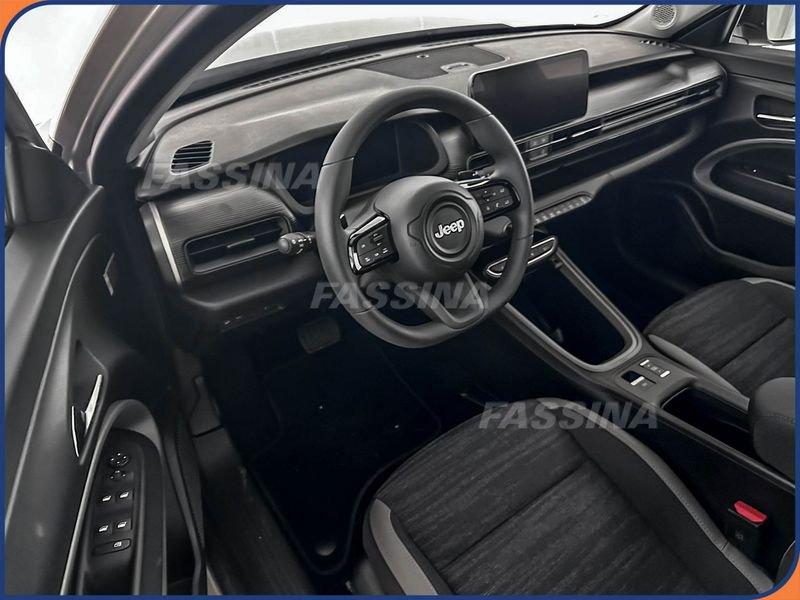 Jeep Avenger 1.2 Turbo 110 CV MHEV Longitude Auto.