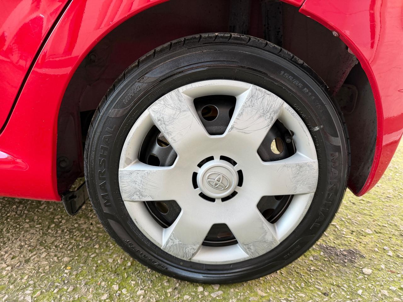 Toyota Aygo 1.0 12V VVT-i 5 porte Sol