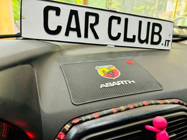 Fiat Punto 1.4 T-Jet Kit Abarth 180cv 3p Red-Line Sport