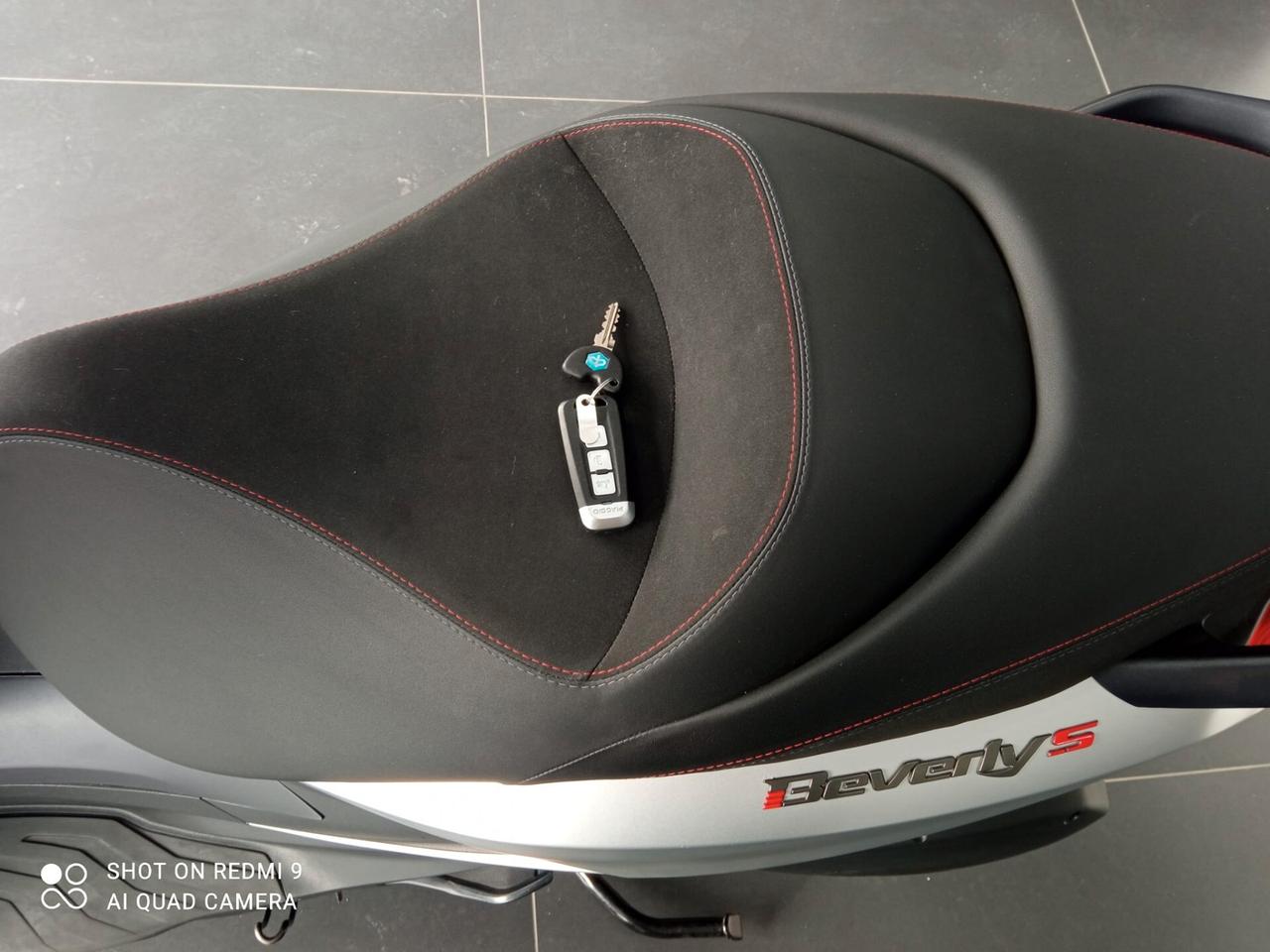 Piaggio Beverly S 300 HPE - PARI AL NUOVO!