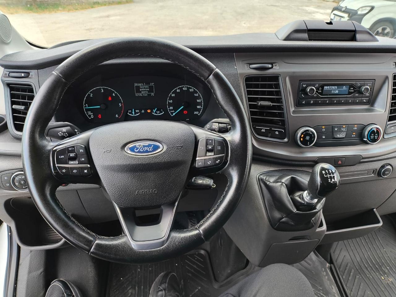 FORD TRANSIT 7 POSTI RIBALTABILE TRILATERALE RIF:4925