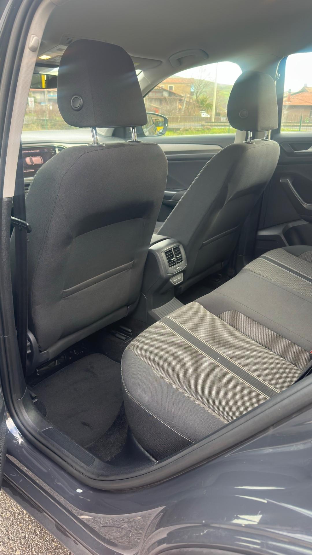 Volkswagen T-Roc 2.0 TDI SCR Business BlueMotion Technology