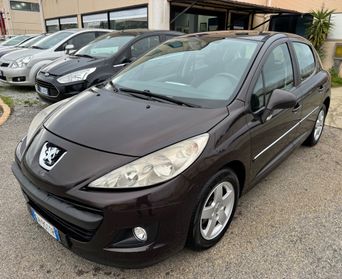 Peugeot 207 1.4 HDi -SOLO 122.000 KM-