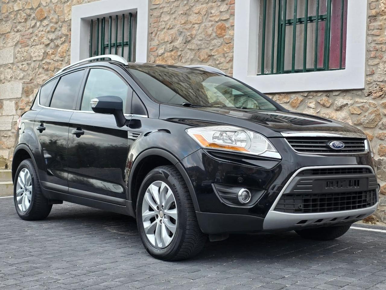 Ford Kuga Kuga+ 2.0 TDCi 140 CV 2WD DPF