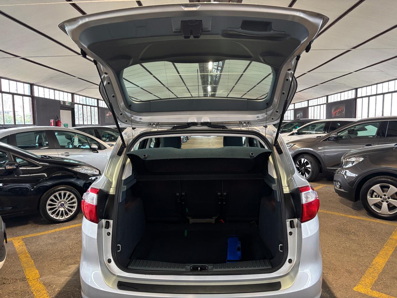 Ford C-Max 1.6 TDCi 70KW 95CV Titanium NEOPATENTATO