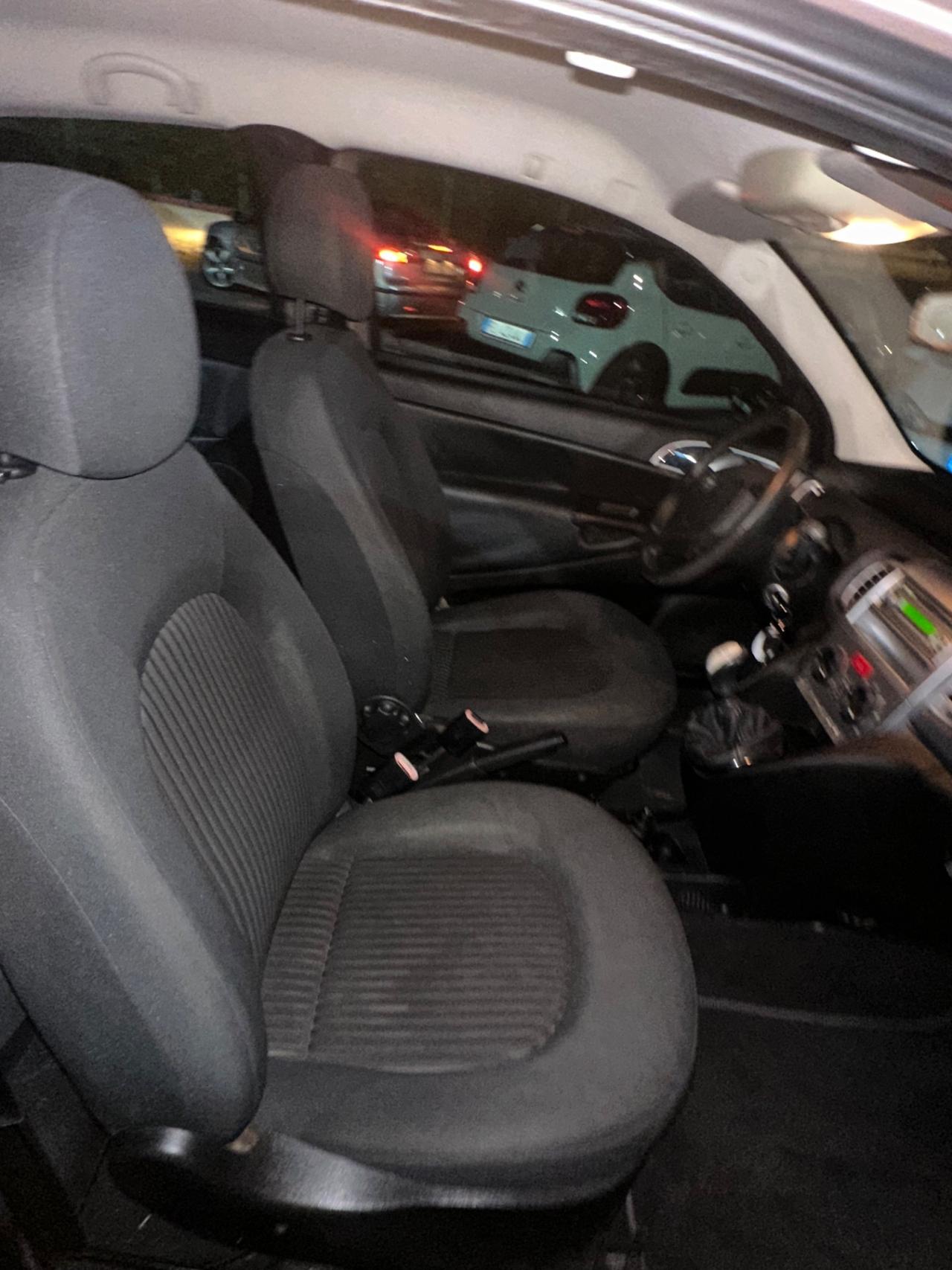 Lancia Ypsilon 1.2 Oro