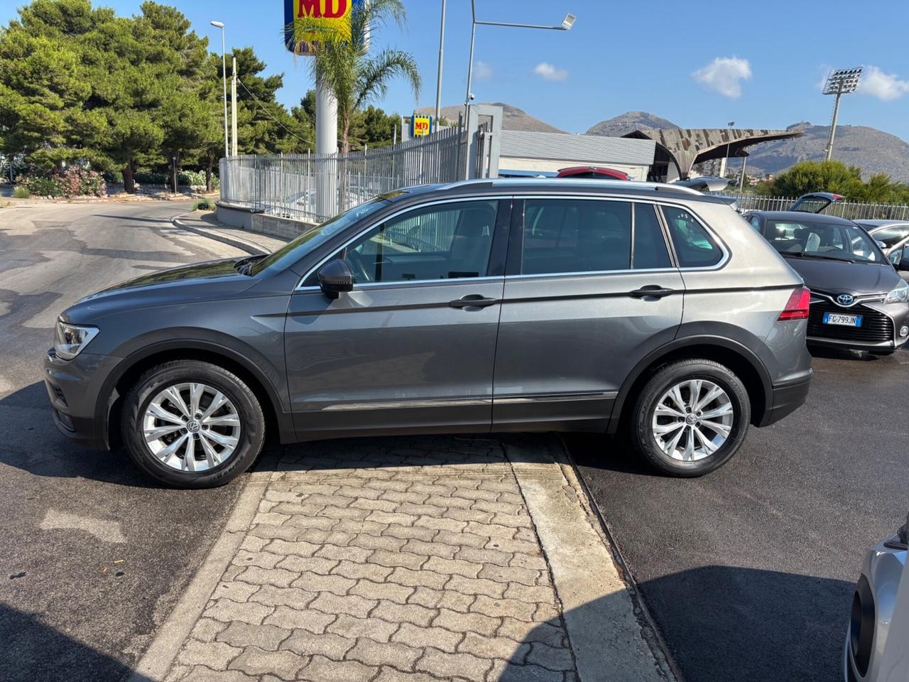 Volkswagen Tiguan 1.6 TDI SCR Business BlueMotion