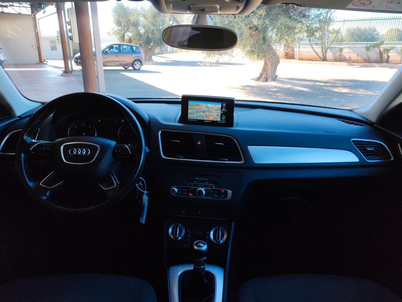 Audi Q3 2.0 TDI LED/XENON/NAVI