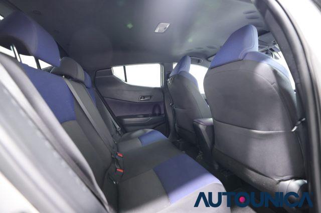 TOYOTA C-HR 1.8 HYBRID E-CVT LOUNGE FARI LED NEOPATENTATI