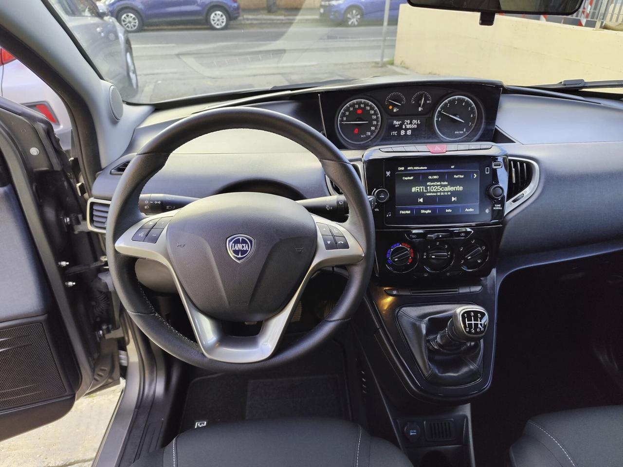 Lancia Ypsilon 1.0 FireFly 5 porte S&S Hybrid Gold