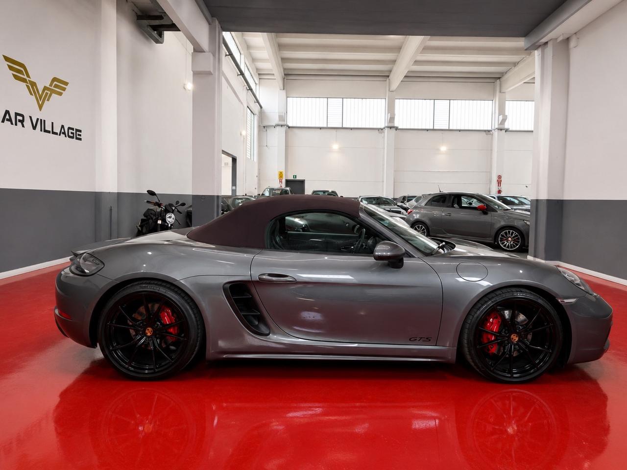 Porsche 718 Spyder Boxster 2.5 GTS esclusive manufactur