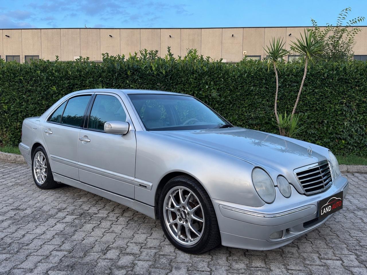 Mercedes-benz E 270 CDI Avantgarde
