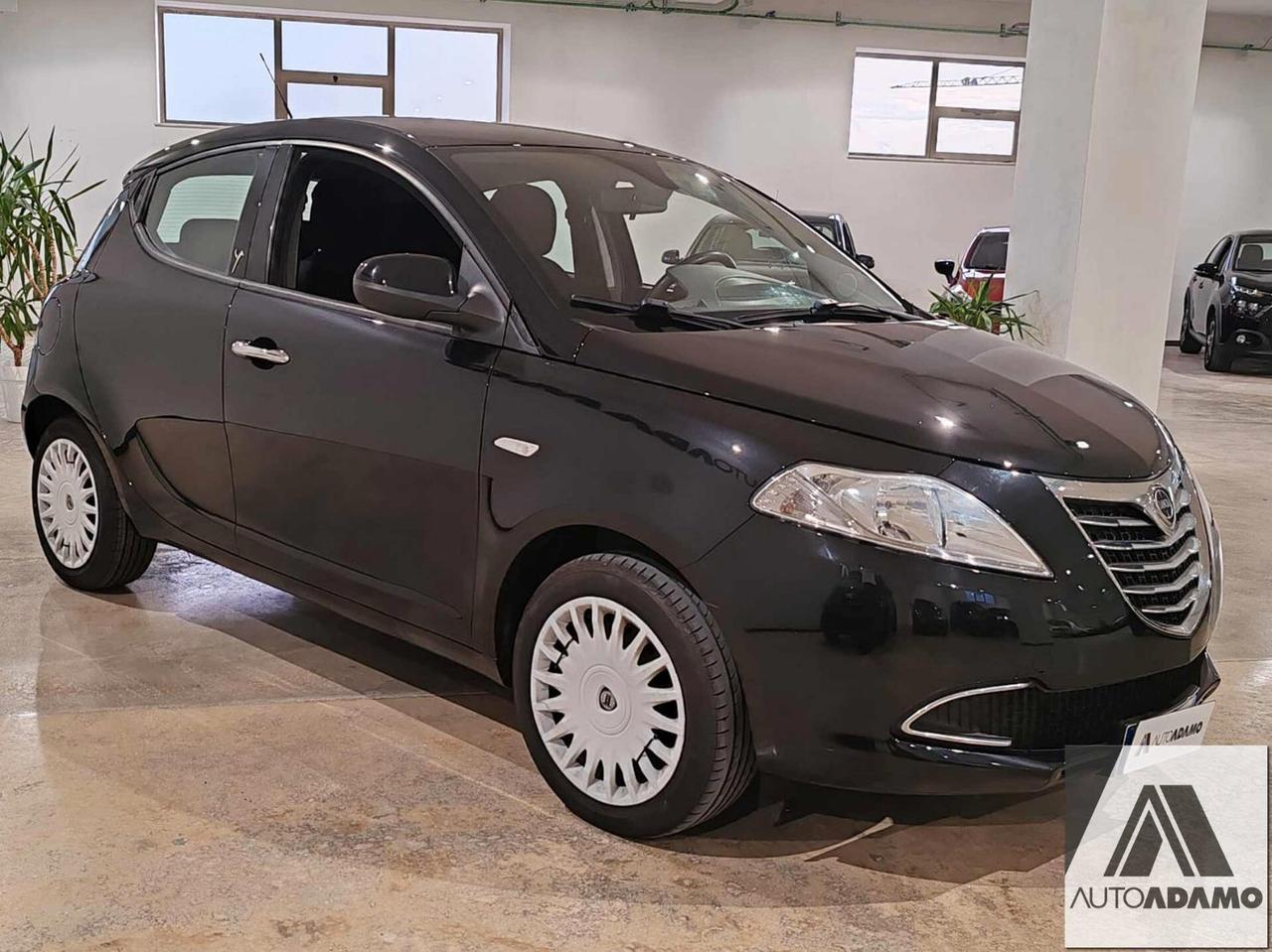 Lancia Ypsilon 1.2 69 CV 5 porte Gold