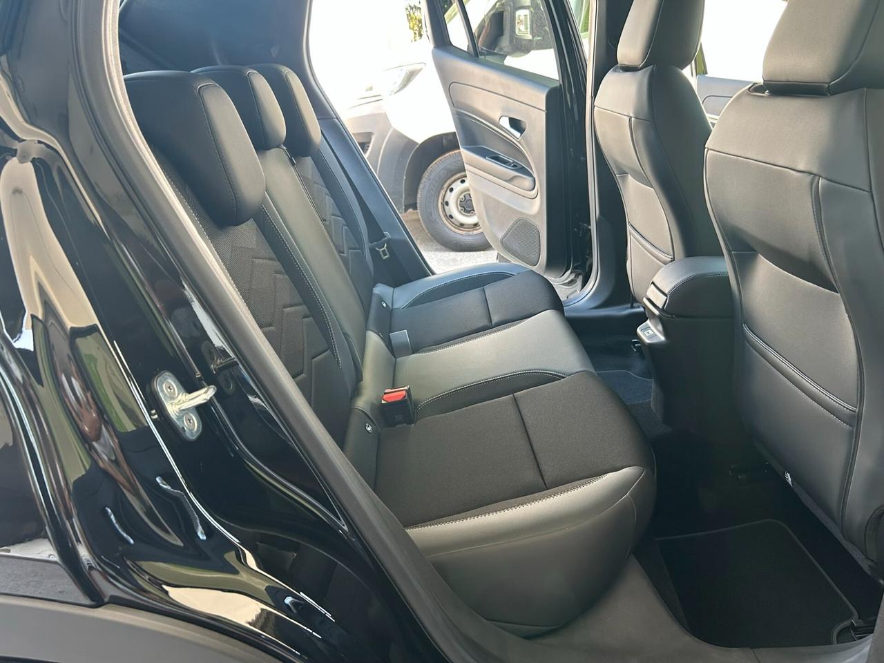 Jeep Avenger 1.2 turbo mhev Summit dct6 PROMO KM0