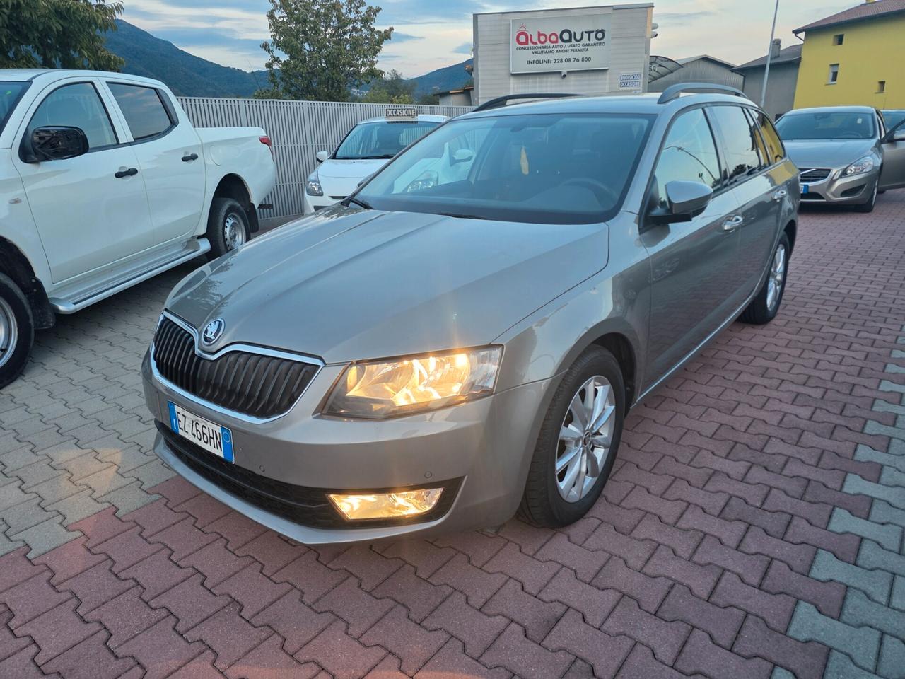 Skoda Octavia 1.6D fuul automatic garantita 12 mesi