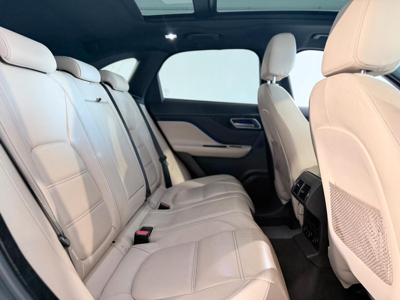 JAGUAR F-PACE PORTFOLIO 2.0AWD 180CV PRONTA CONSEGNA