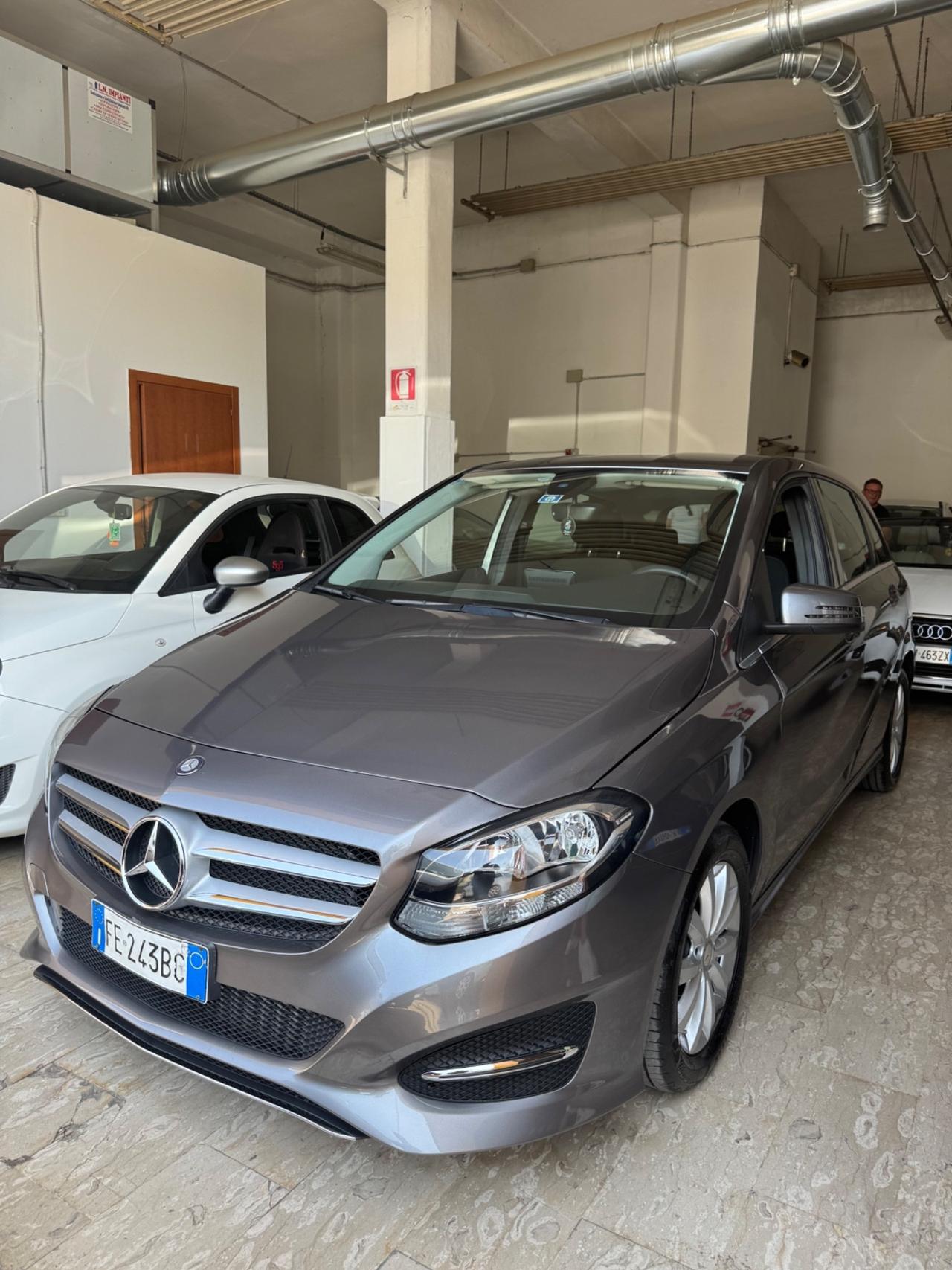 Mercedes-benz B 180 B 180 d Executive