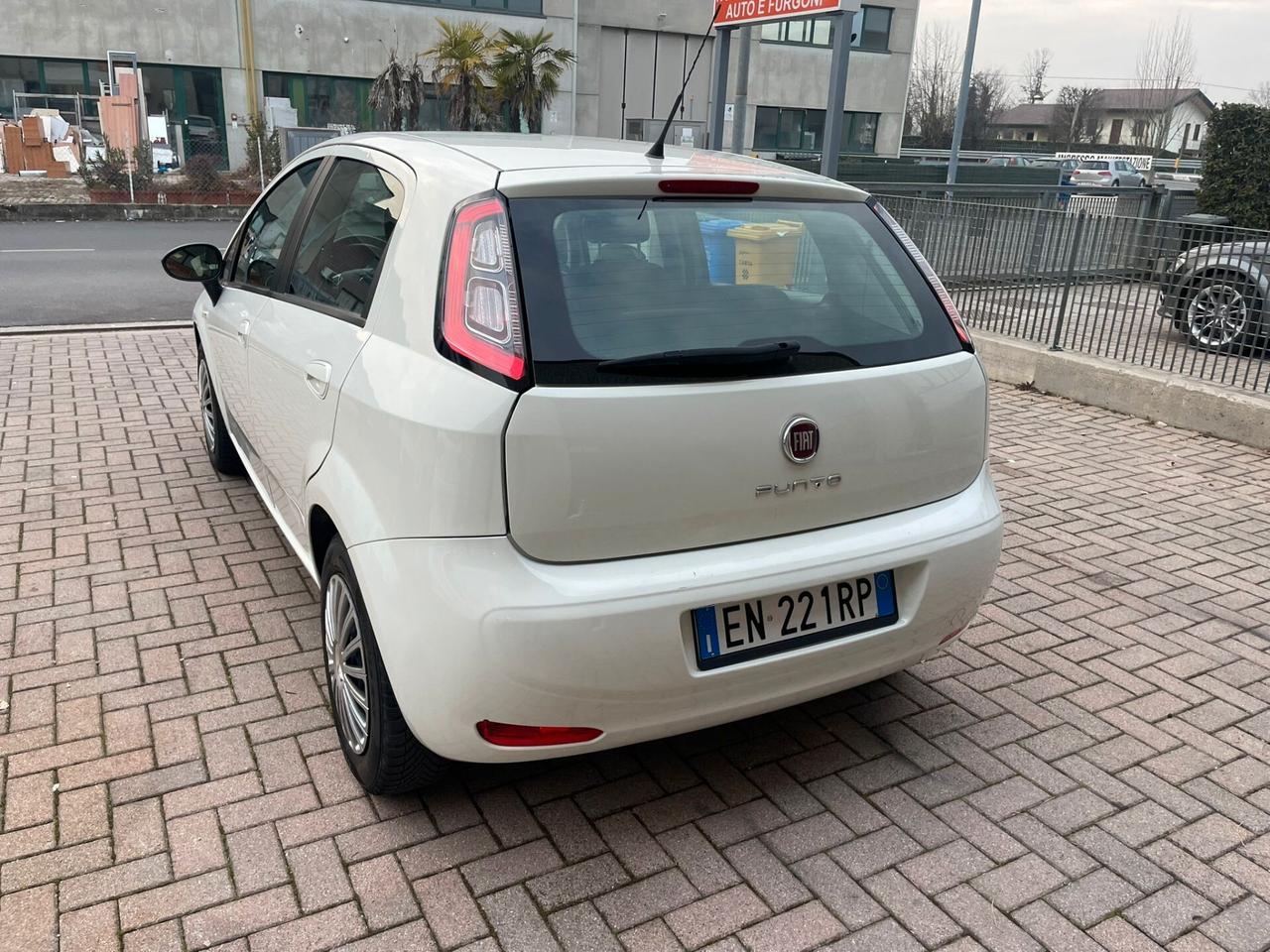 Fiat Punto 1.4 8V 5 porte Easypower GPL Lounge ok neopatentati