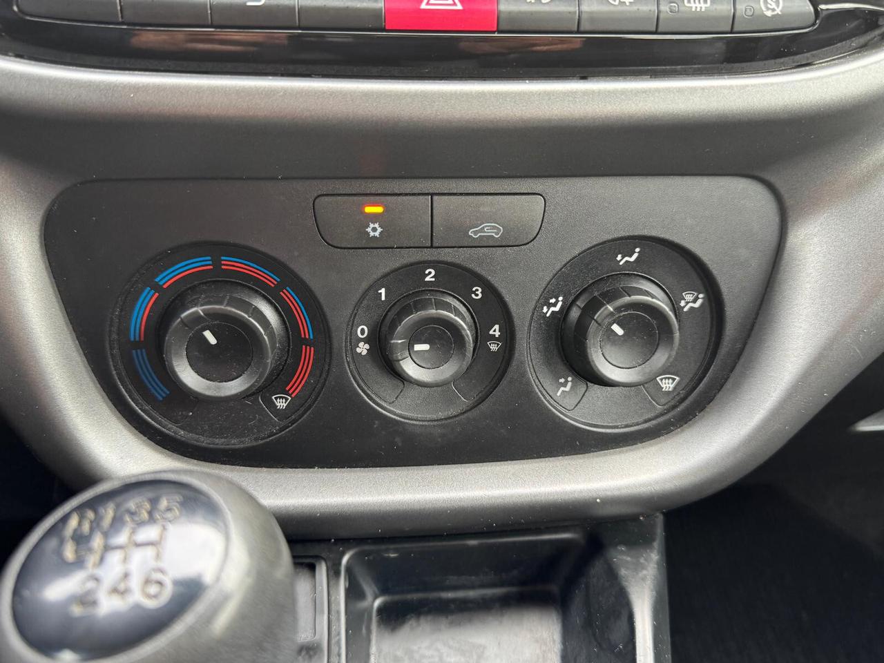 FIAT DOBLO 1.6 MJT XL PEDANA PER DISABILI