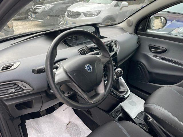 LANCIA Ypsilon 1.2 69cv OK NEOPATENTATI ..