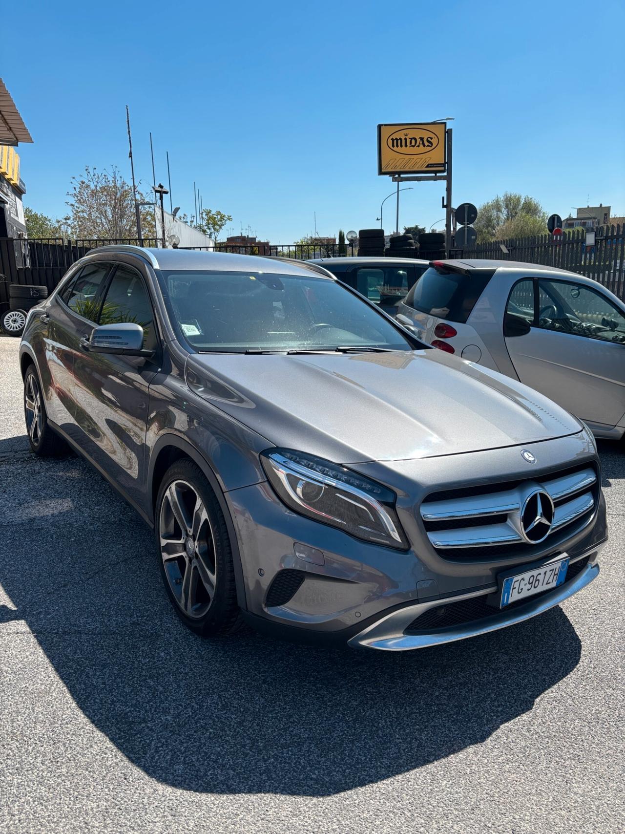 Mercedes-benz GLA 200 d Automatic Premium