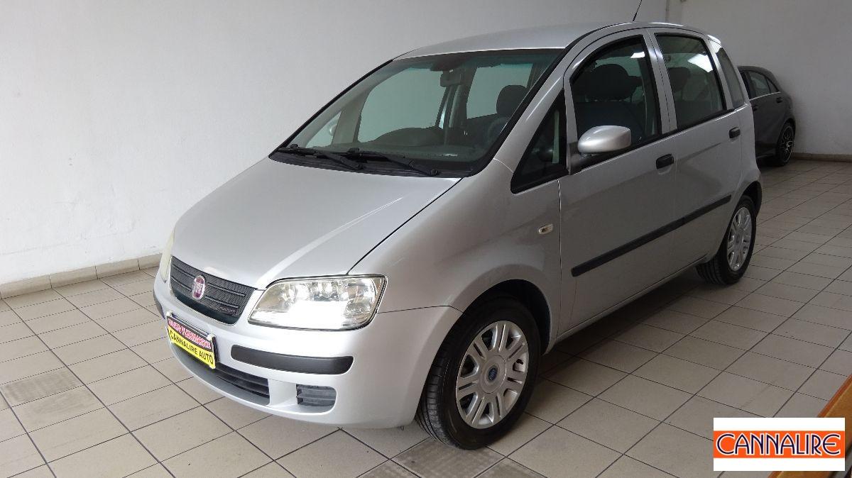 FIAT - Idea - 1.3 Multijet 16V 70CV BlackEnergy
