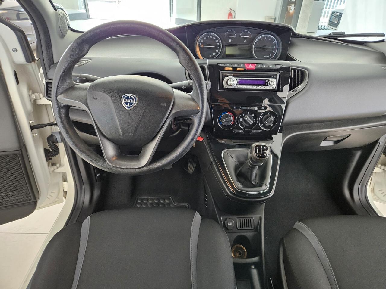 Lancia Ypsilon 1.2 69 CV 5 porte GPL Ecochic Gold