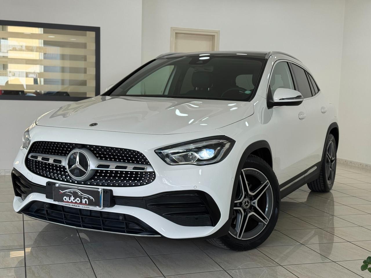 Mercedes GLA180d Automatic Premium AMG Tetto apribile