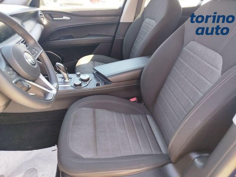 Alfa Romeo Stelvio 2.2 Turbo Diesel 160CV AT8 RWD Business