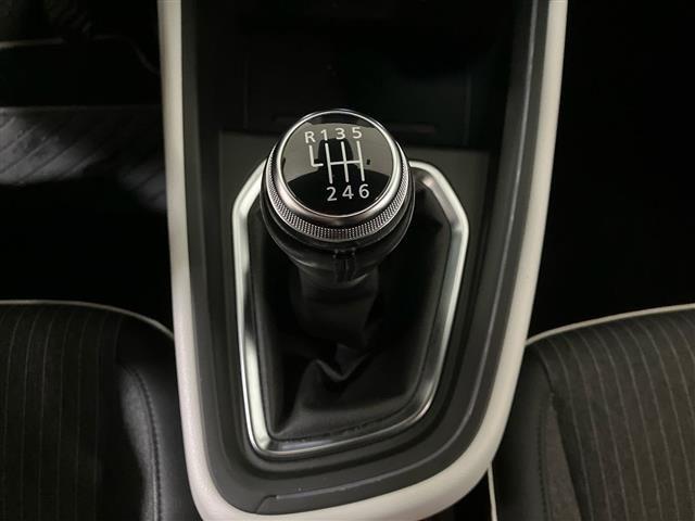 RENAULT Clio 5 Porte 1.0 TCe Intens my21