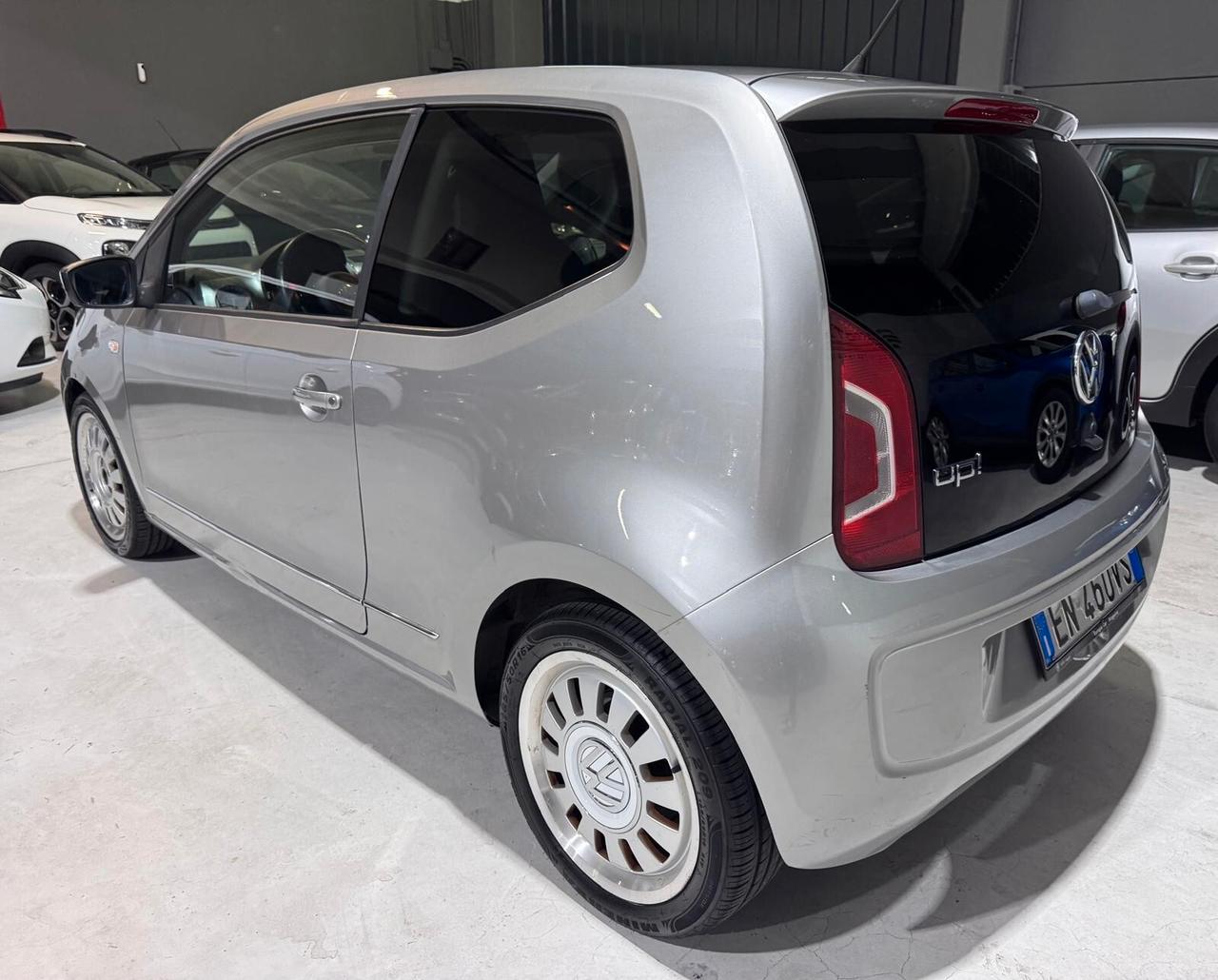 Volkswagen up! Benzina Navigatore Km 50.000