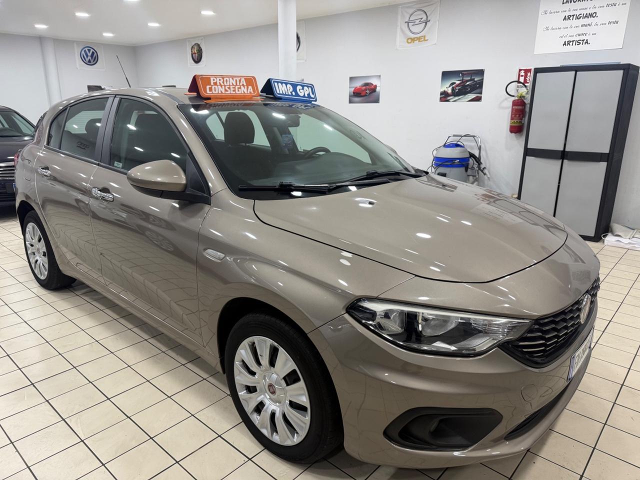 Fiat Tipo 1.4 gpl 2017 lounge