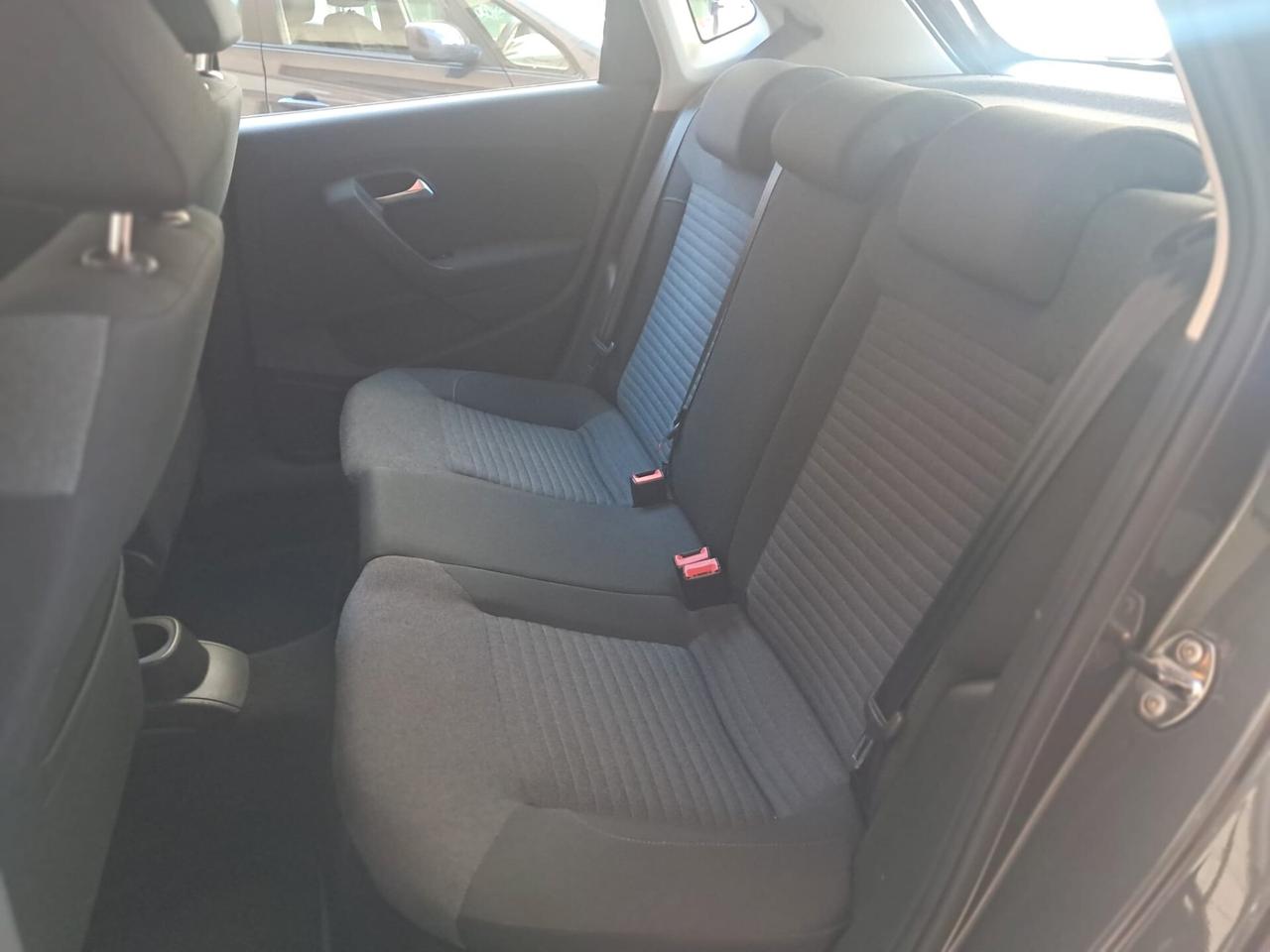 VOLKSWAGEN POLO 1.6 Diesel 90 CV-NEOPATENTATI-Euro5990