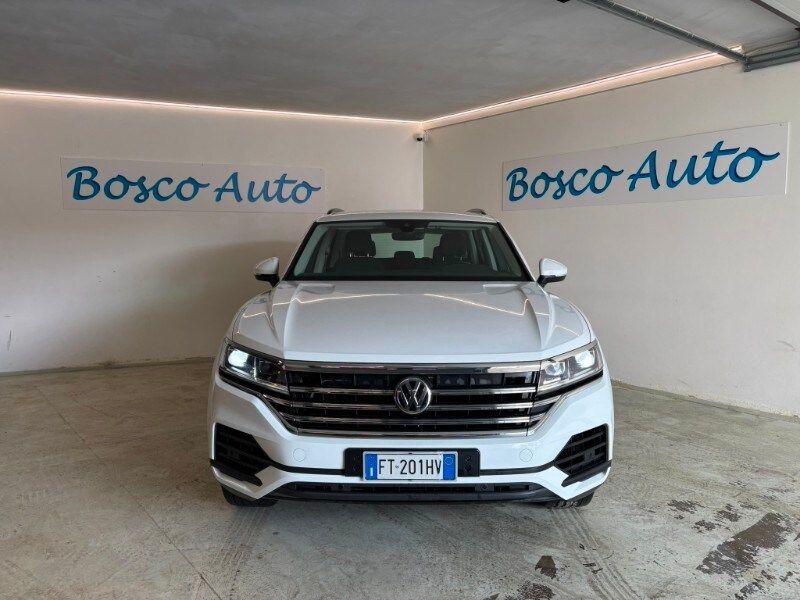 VOLKSWAGEN Touareg 3.0 V6 TDI 286 CV SCR Style