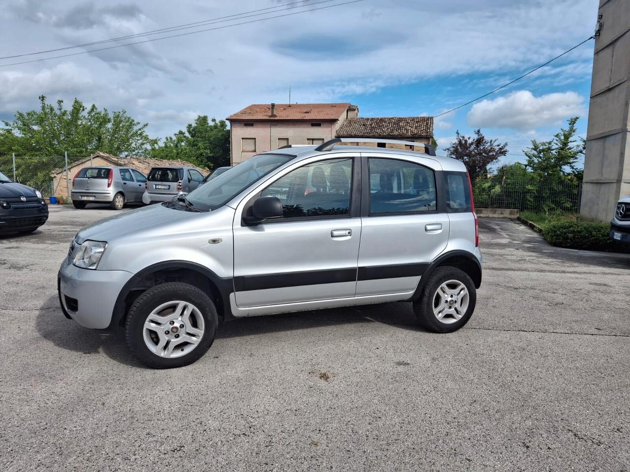 Fiat Panda 1.3 MJT 16V DPF 4x4 Climbing