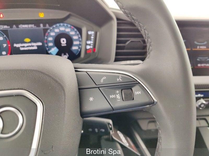Audi A1 allstreet 30 TFSI S tronic Business