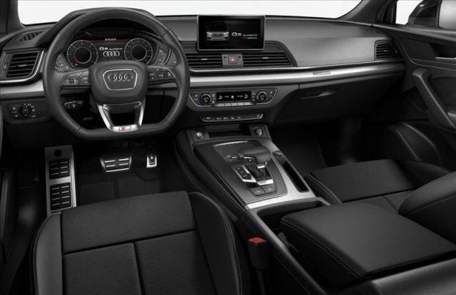 AUDI Q5 45 TFSI quattro S tronic Identity Black