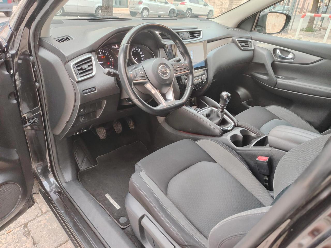 Nissan Qashqai 1.5 dCi N-Connecta