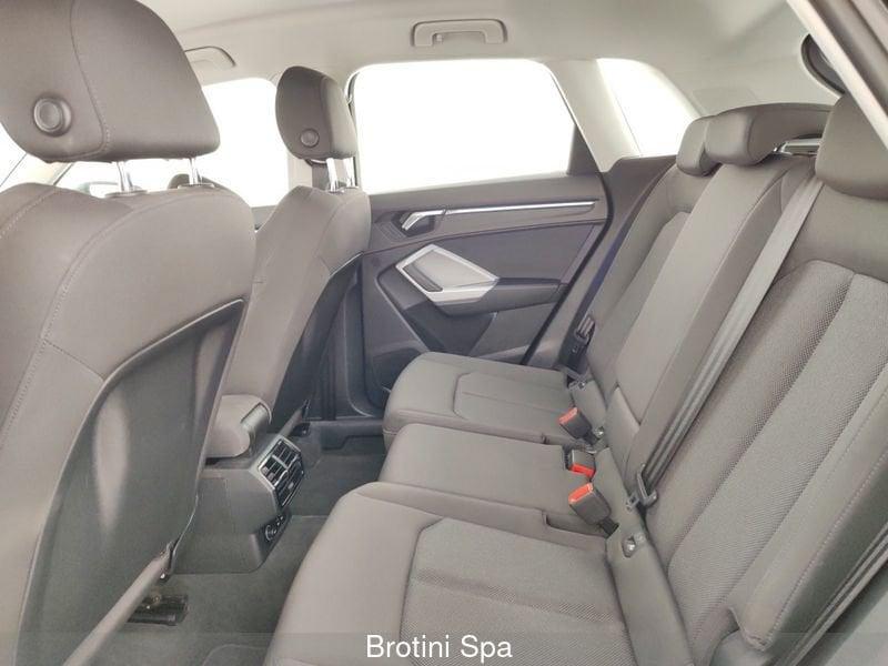 Audi Q3 45 TFSI e S tronic S Line Edition