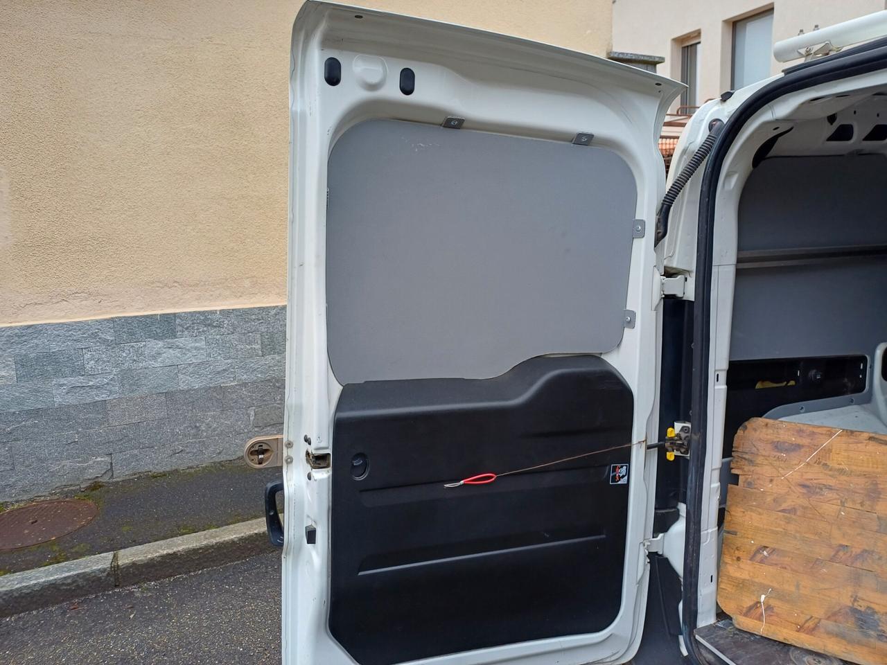 Fiat Doblo BENZ/METANO IMPORTO COMPRESO IVA